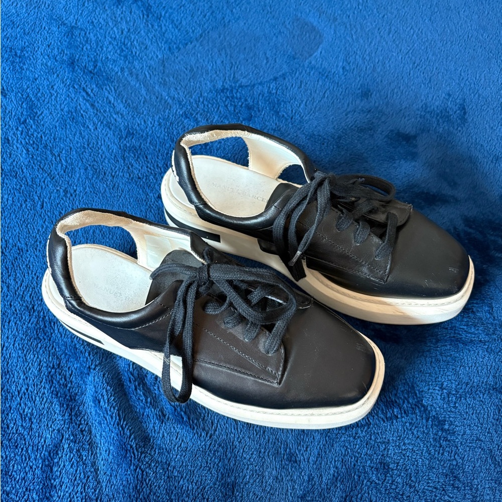 Paloma Barcelo Sneakers